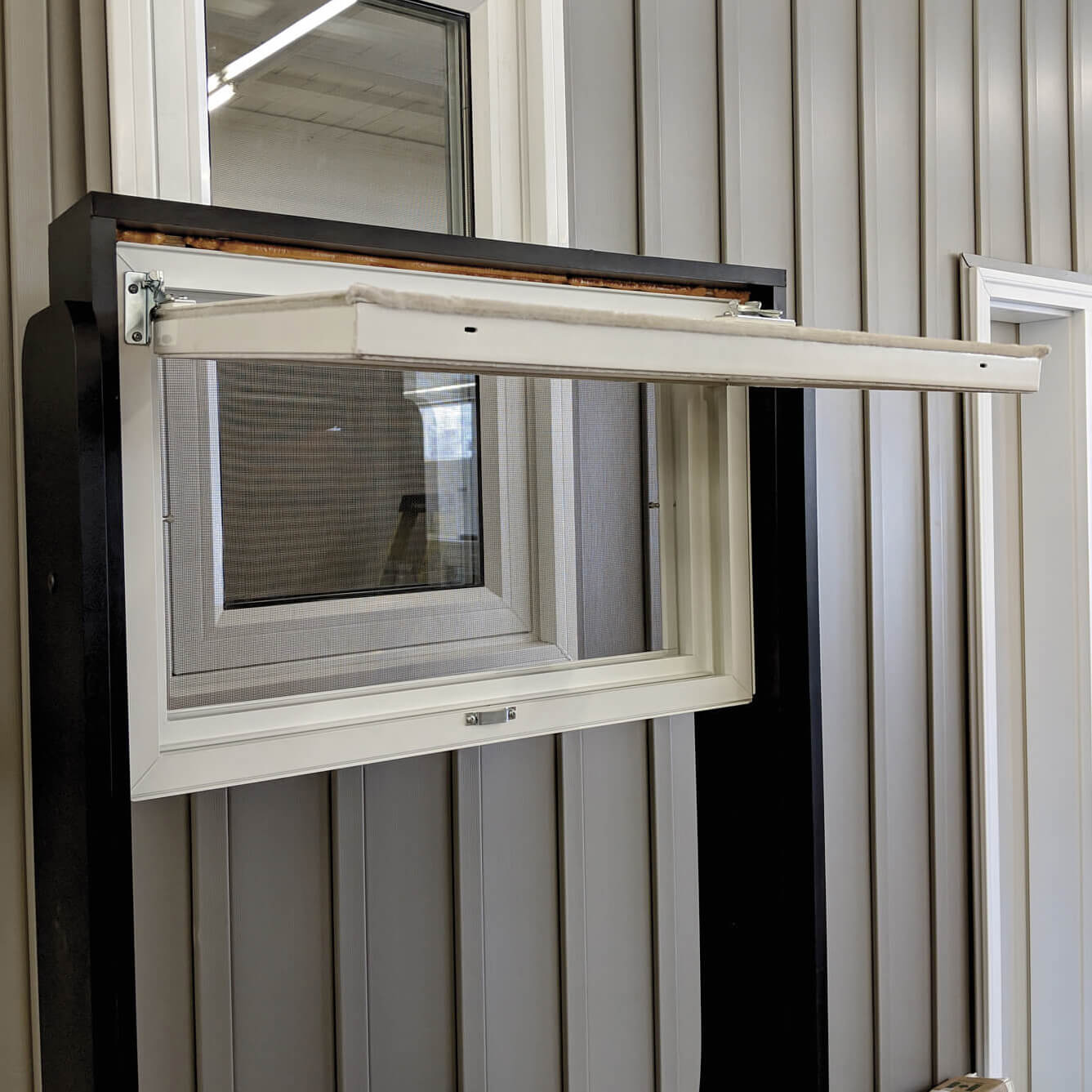 36" x 24" Egress Window - Image 3